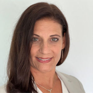 Meet your Posher, Tina